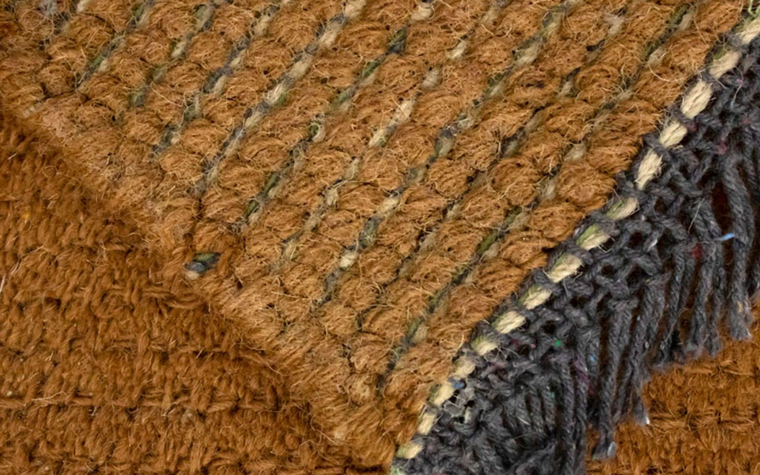Nepal Teppich 140 x 70 cm - braun