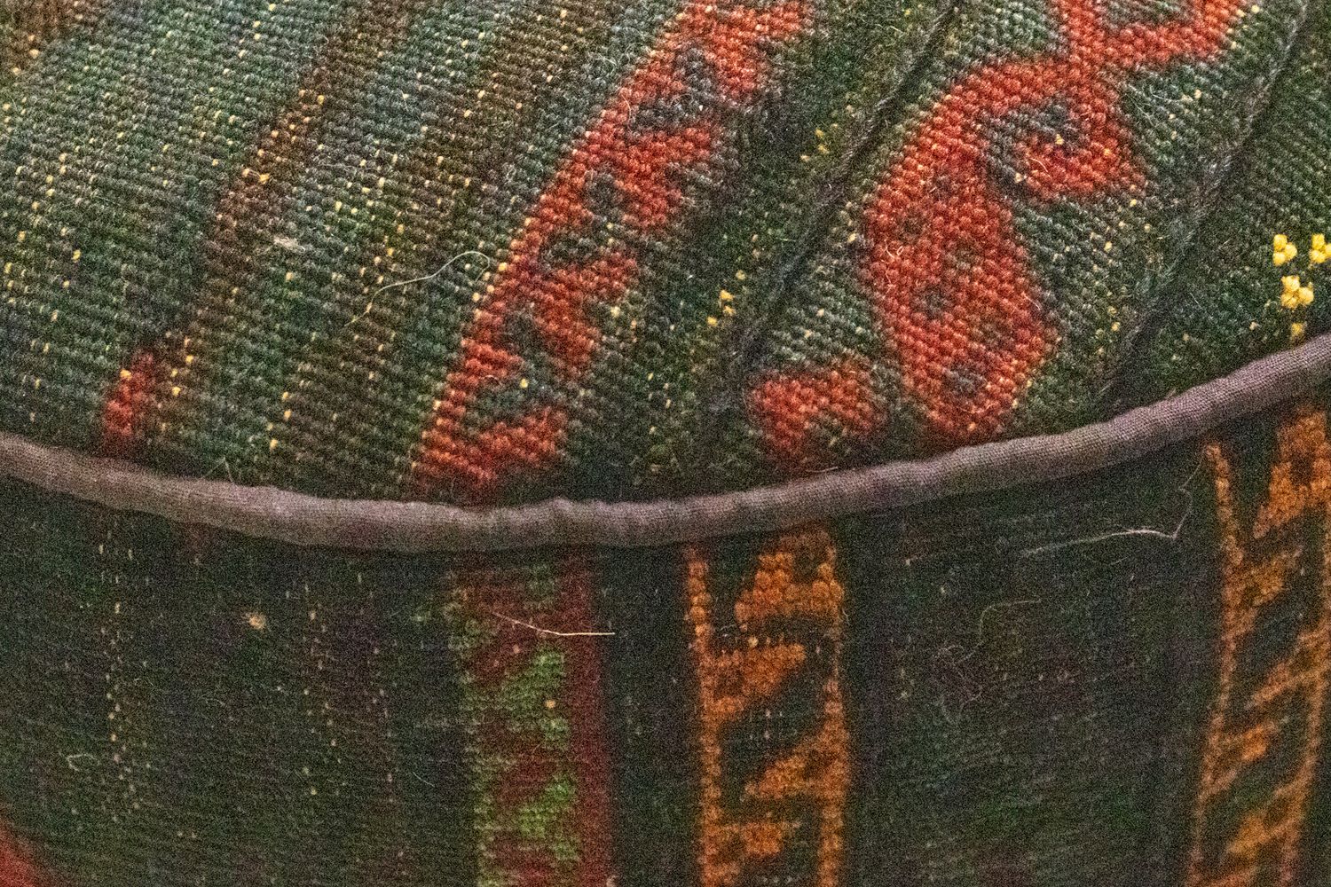 Sitzmöbel sonderform  - 42 x 36 cm - mehrfarbig