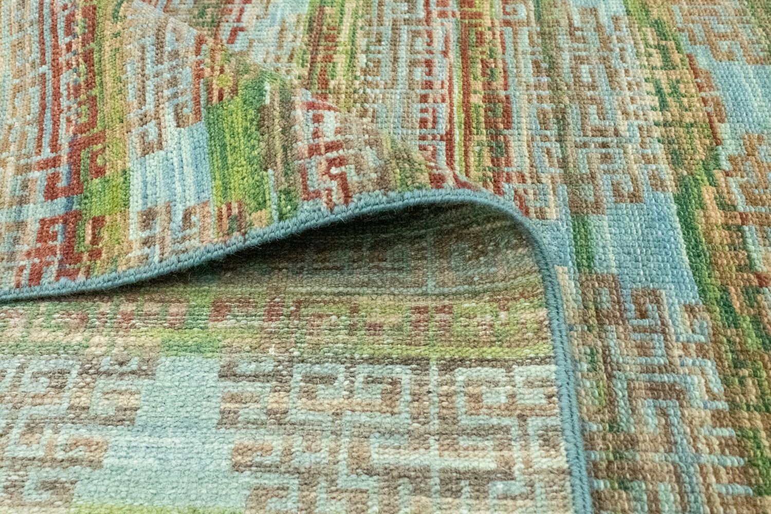 Designer Teppich 300 x 252 cm