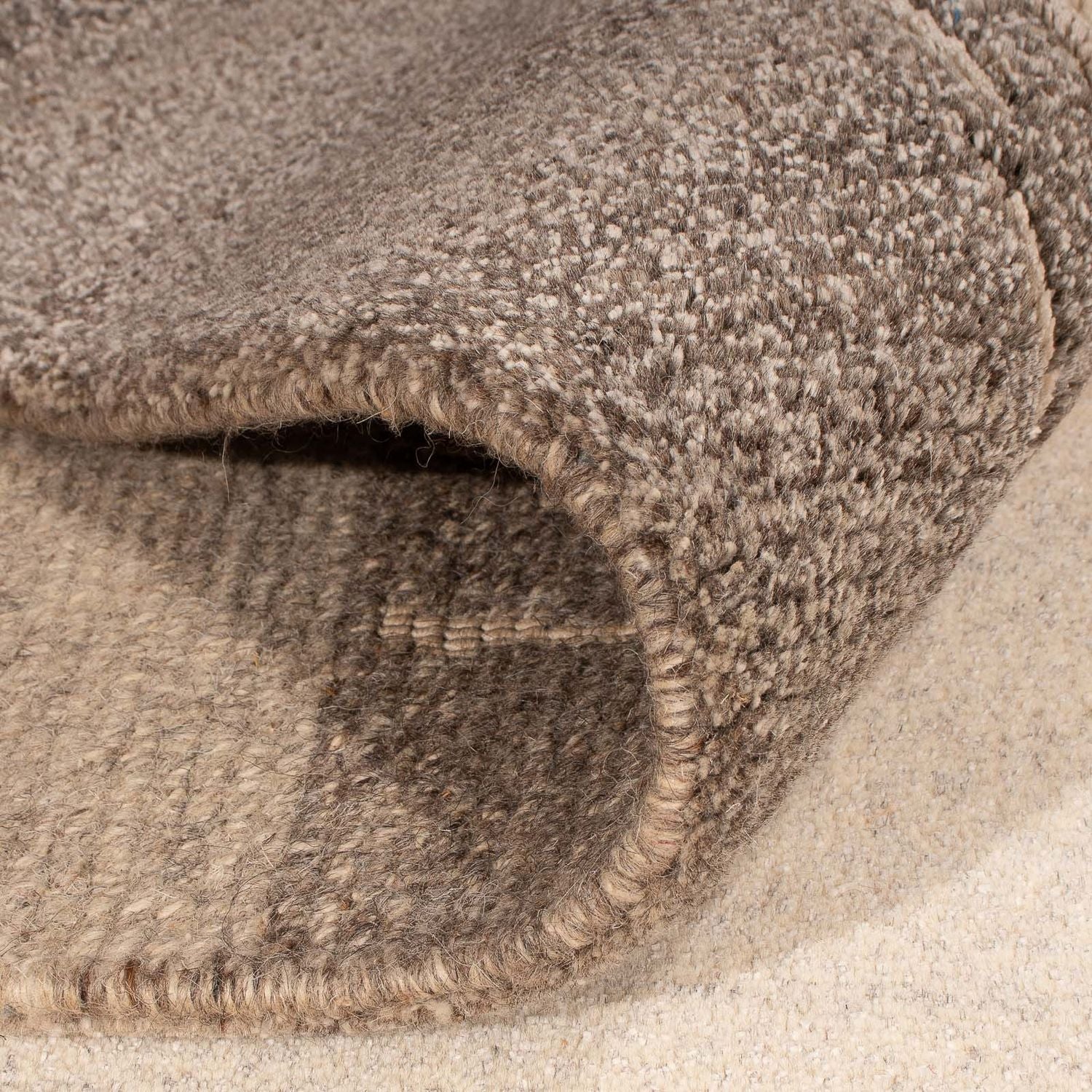 Nepal Teppich 296 x 200 cm - beige