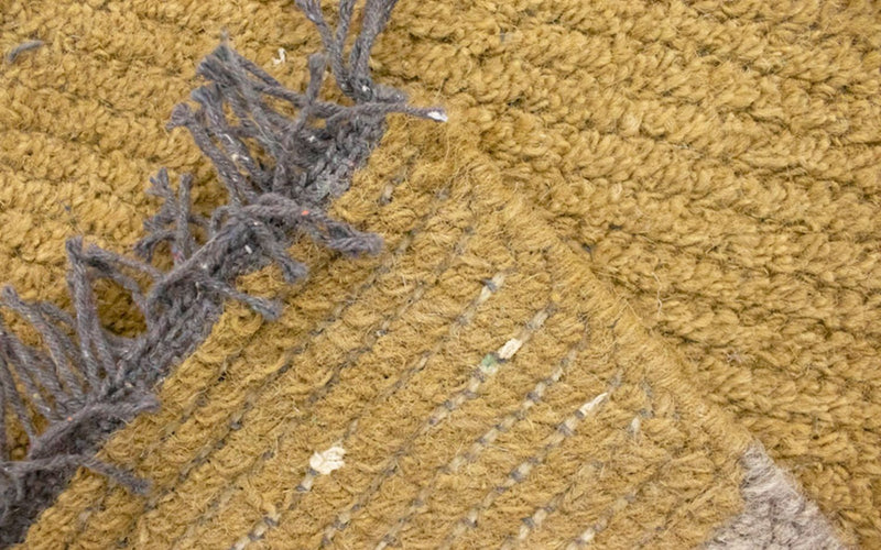Nepal Teppich 140 x 70 cm - mehrfarbig