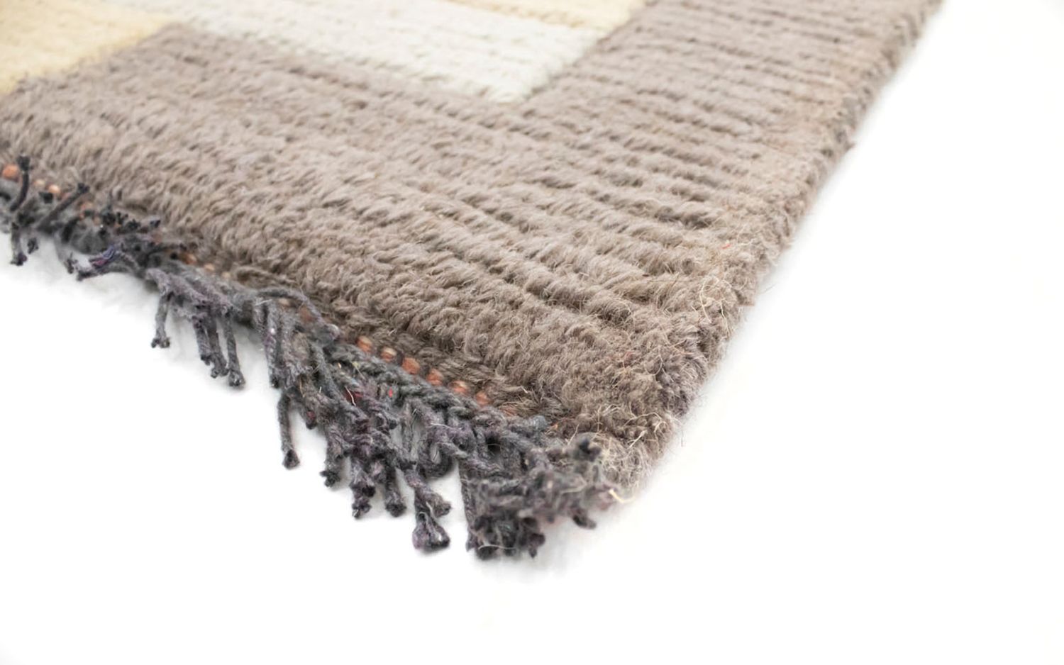 Nepal Teppich 140 x 70 cm - mehrfarbig