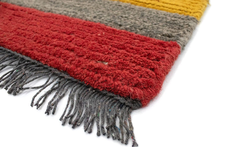 Nepal Teppich 140 x 70 cm - mehrfarbig