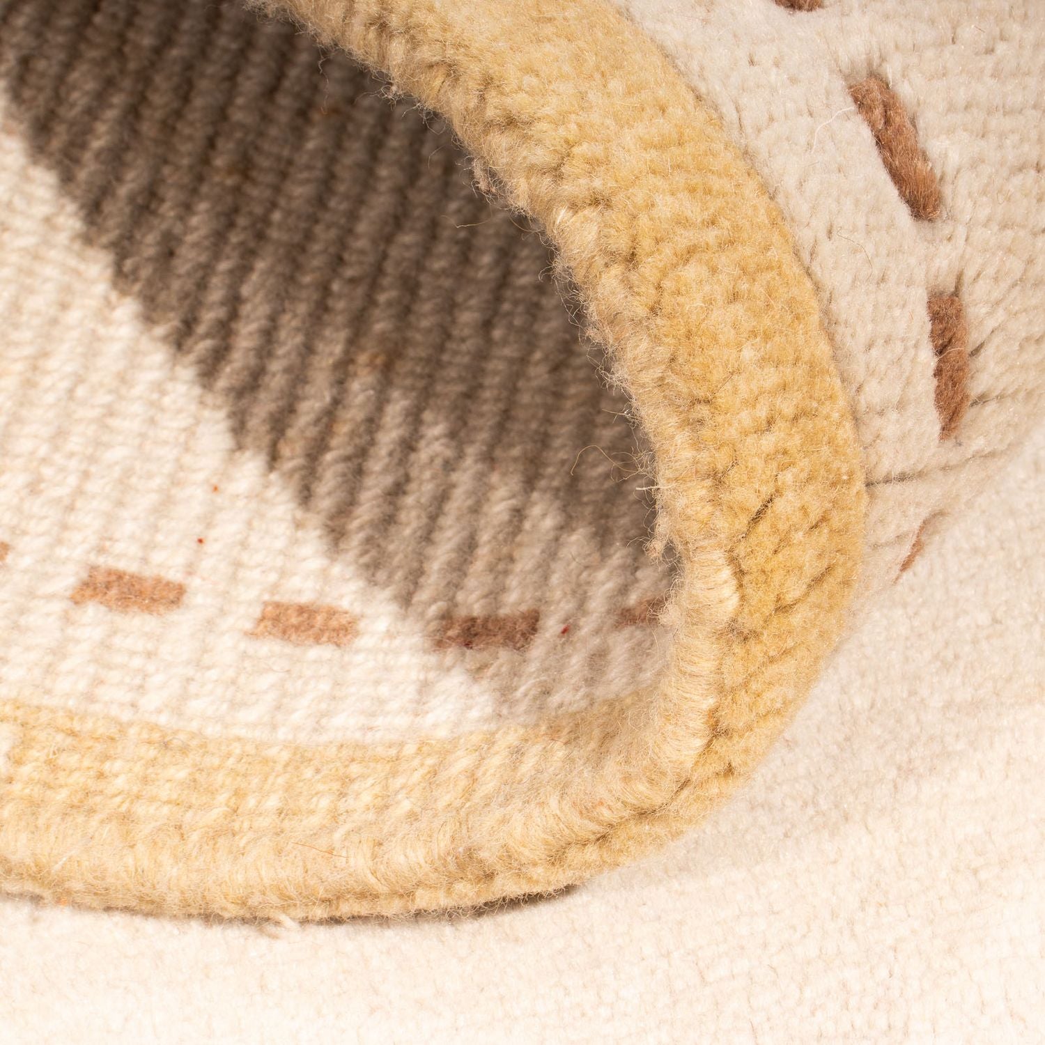 Nepal Teppich 140 x 70 cm - beige