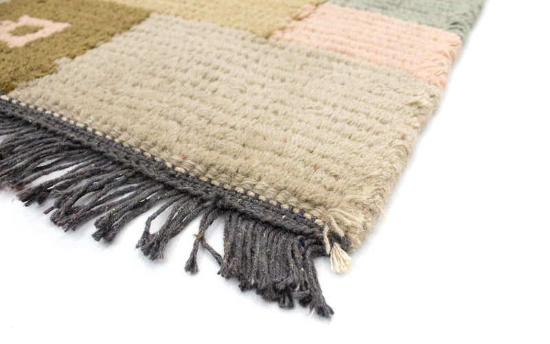 Nepal Teppich 140 x 70 cm - mehrfarbig