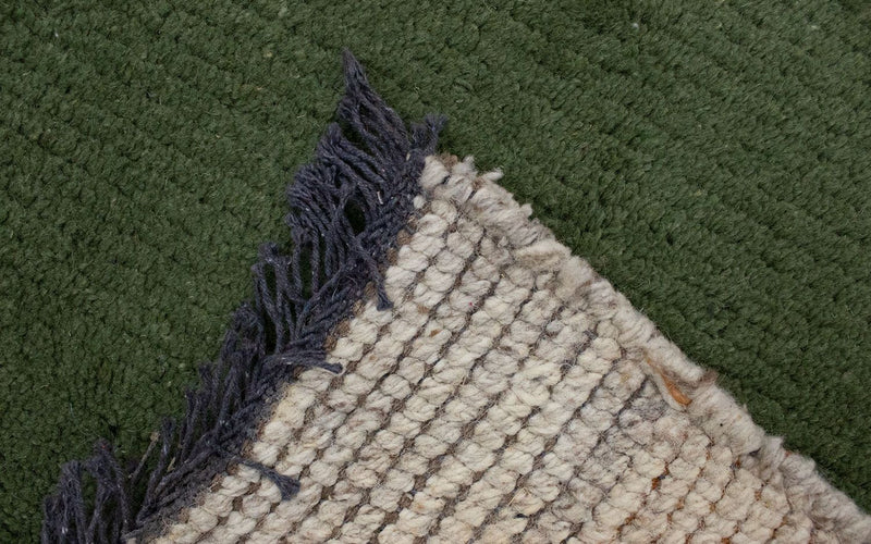 Nepal Teppich 140 x 70 cm - grün