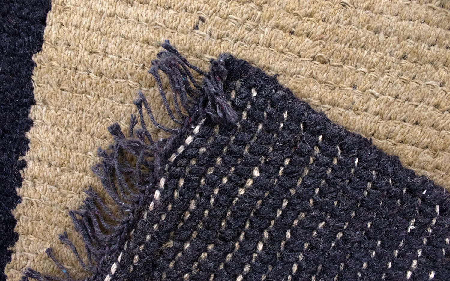 Nepal Teppich 140 x 70 cm - beige