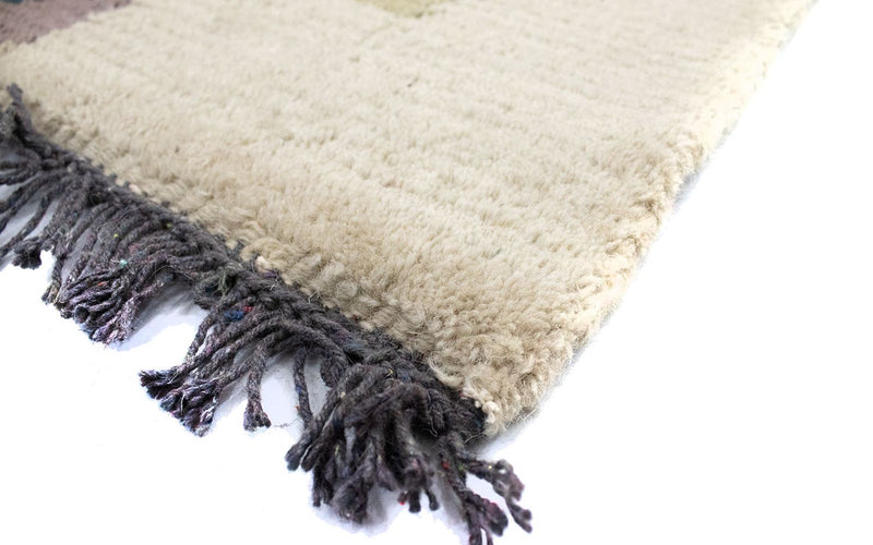 Nepal Teppich 140 x 70 cm - mehrfarbig