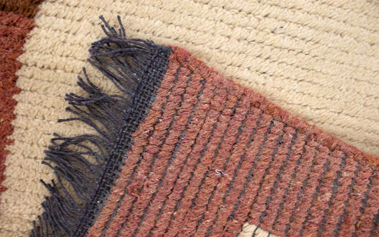 Nepal Teppich 140 x 70 cm - beige