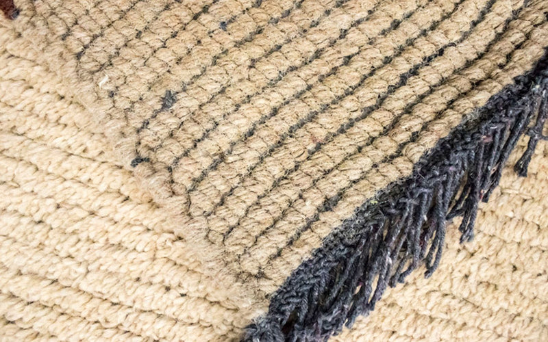 Nepal Teppich 140 x 70 cm - beige