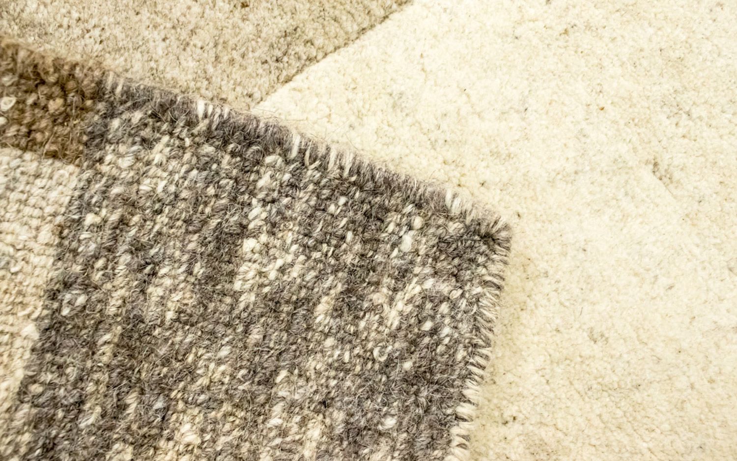 Nepal Teppich 174 x 122 cm - beige