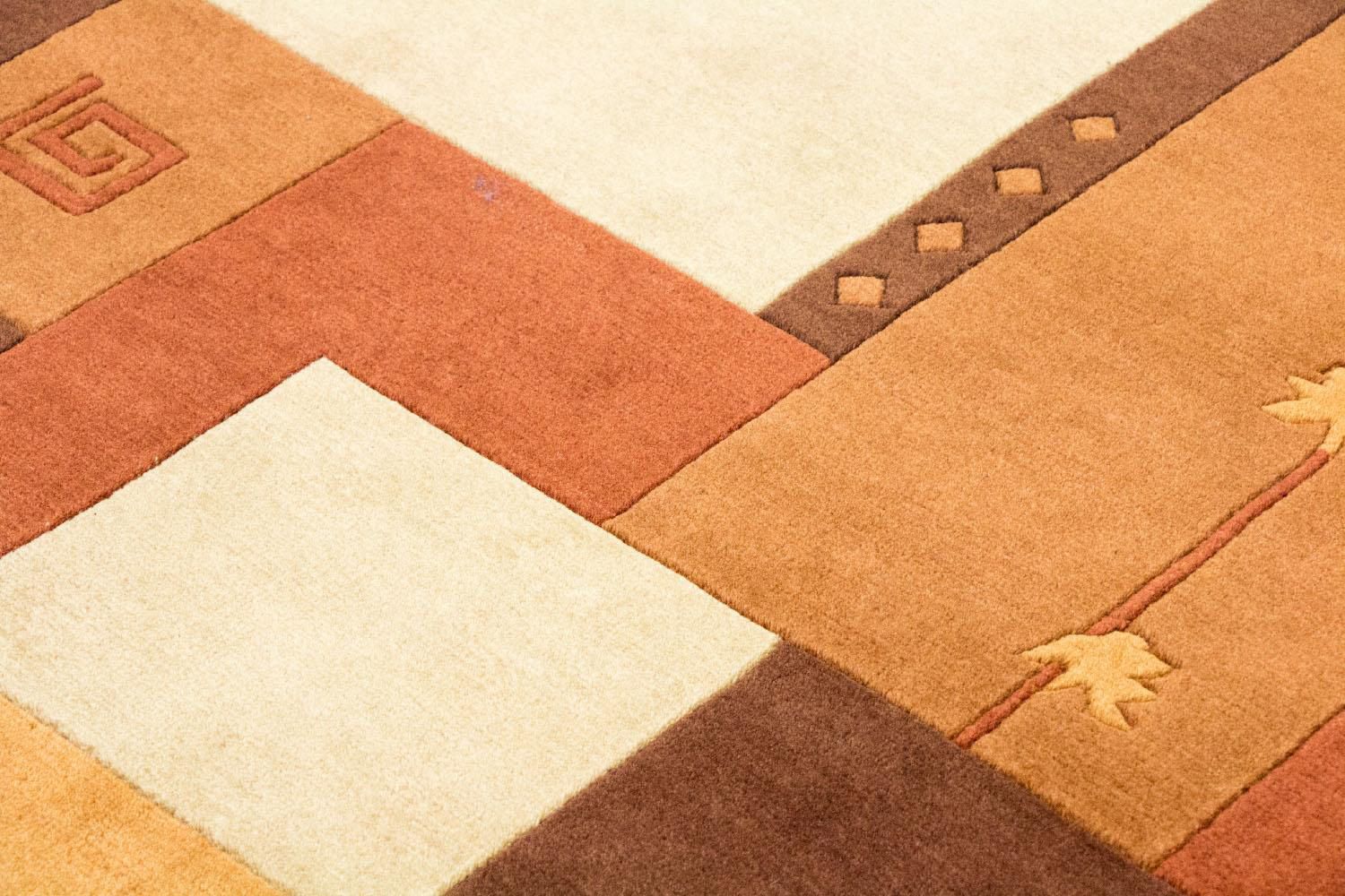 Nepal Teppich 184 x 120 cm - mehrfarbig