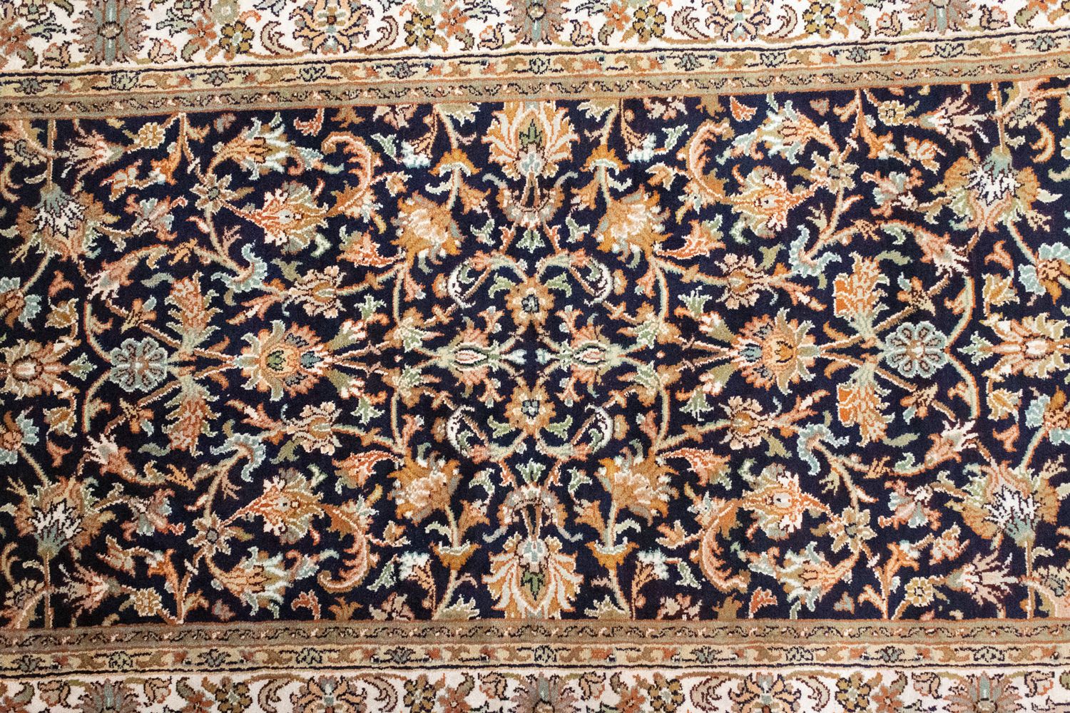Seidenteppich - Kaschmir Seide 127 x 74 cm Teppichbrücke