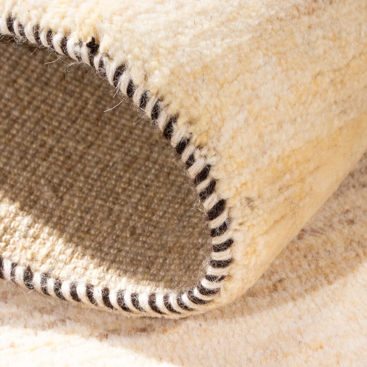 Gabbeh Teppich - Perser - 136 x 72 cm - hellbeige