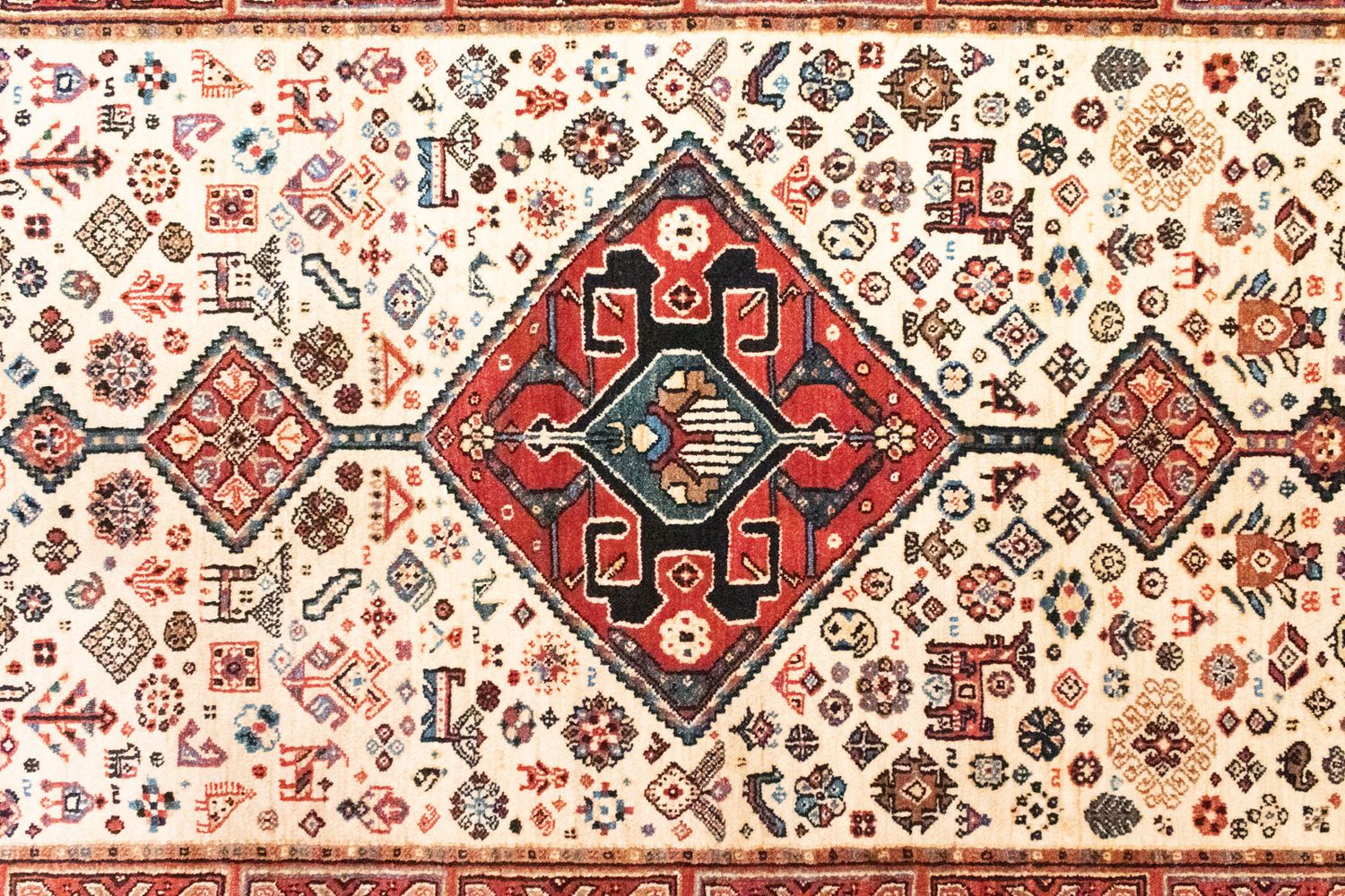 Perserteppich - Nomadic 200 x 154 cm - beige