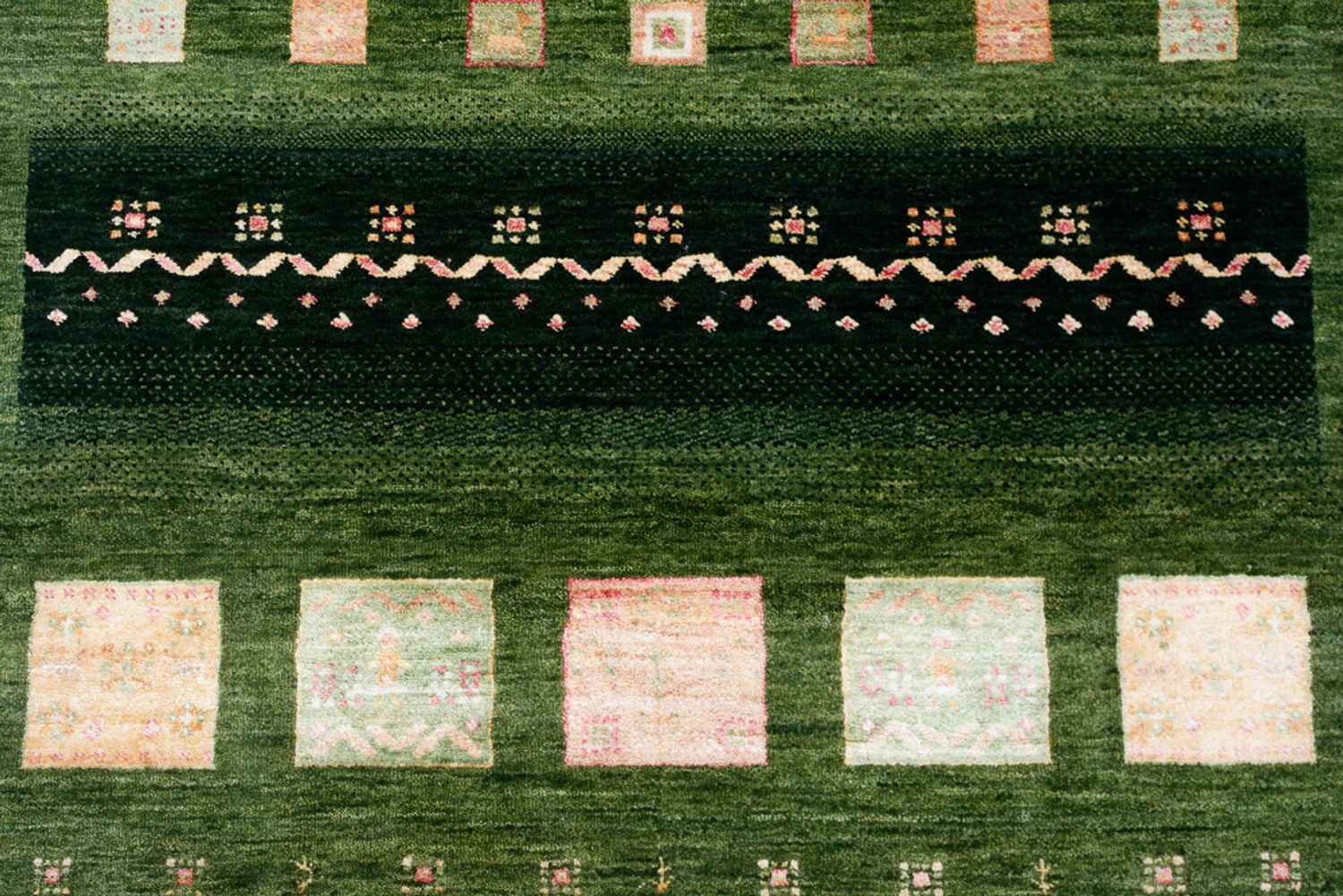 Gabbeh Teppich - Loribaft Indus - 238 x 173 cm - grün