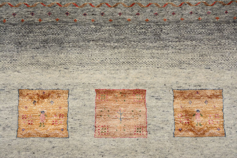 Gabbeh Teppich - Loribaft Indus - 354 x 248 cm - dunkelbeige