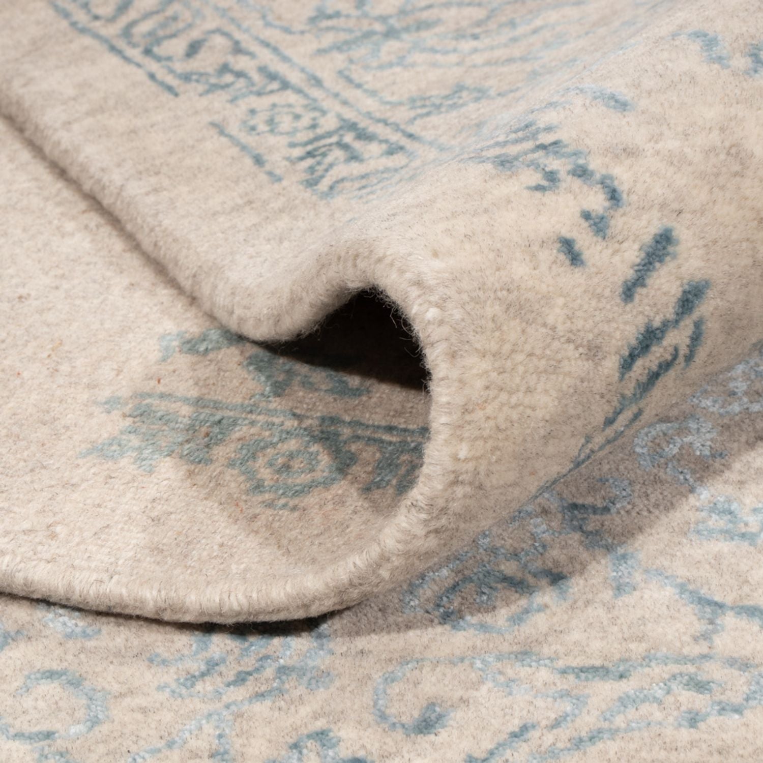 Designer Teppich - 289 x 241 cm - hellblau