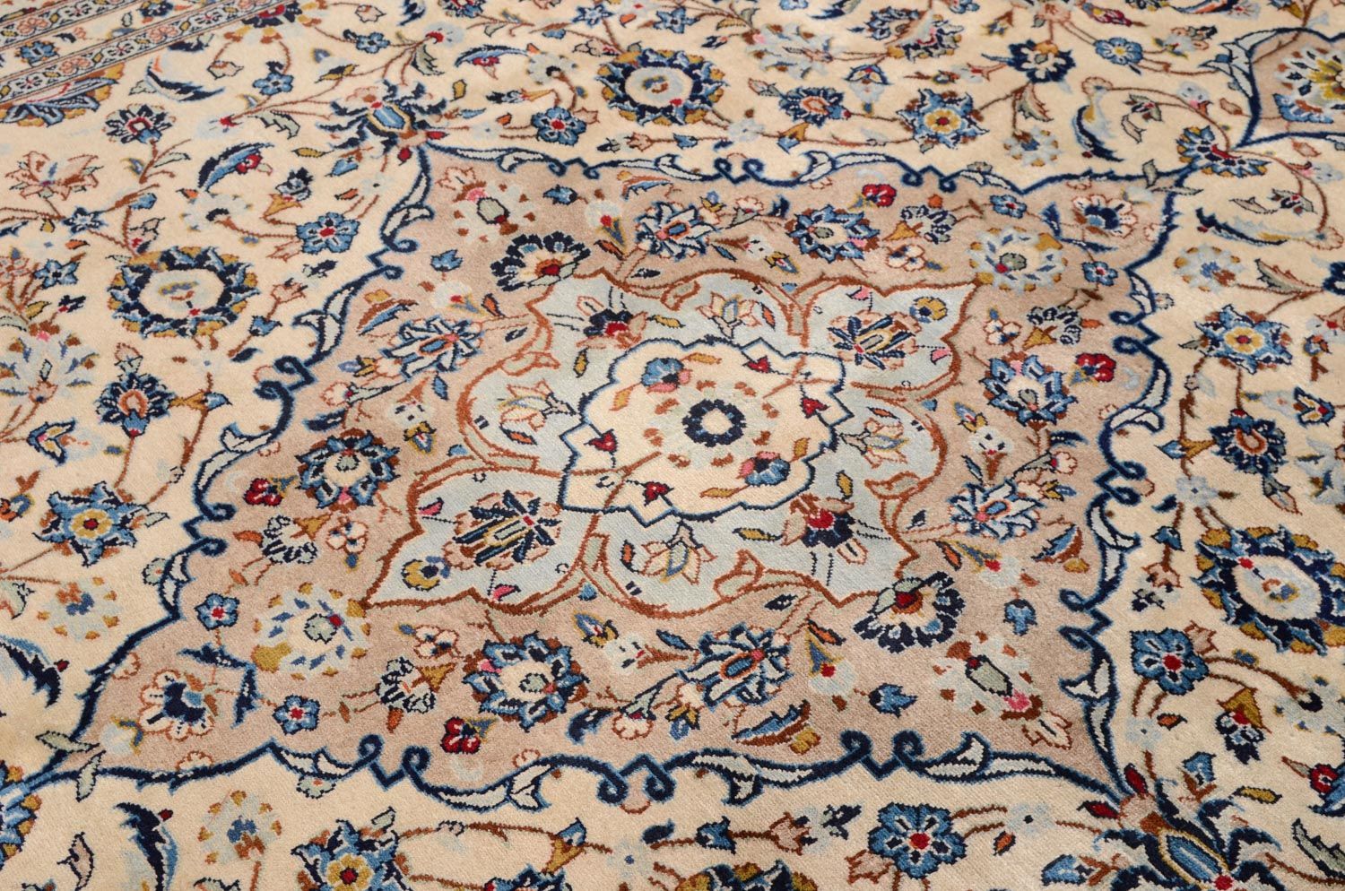 Perserteppich - Keshan 379 x 241 cm - beige