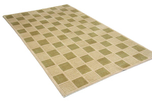 Nepal Teppich 245 x 155 cm - mehrfarbig