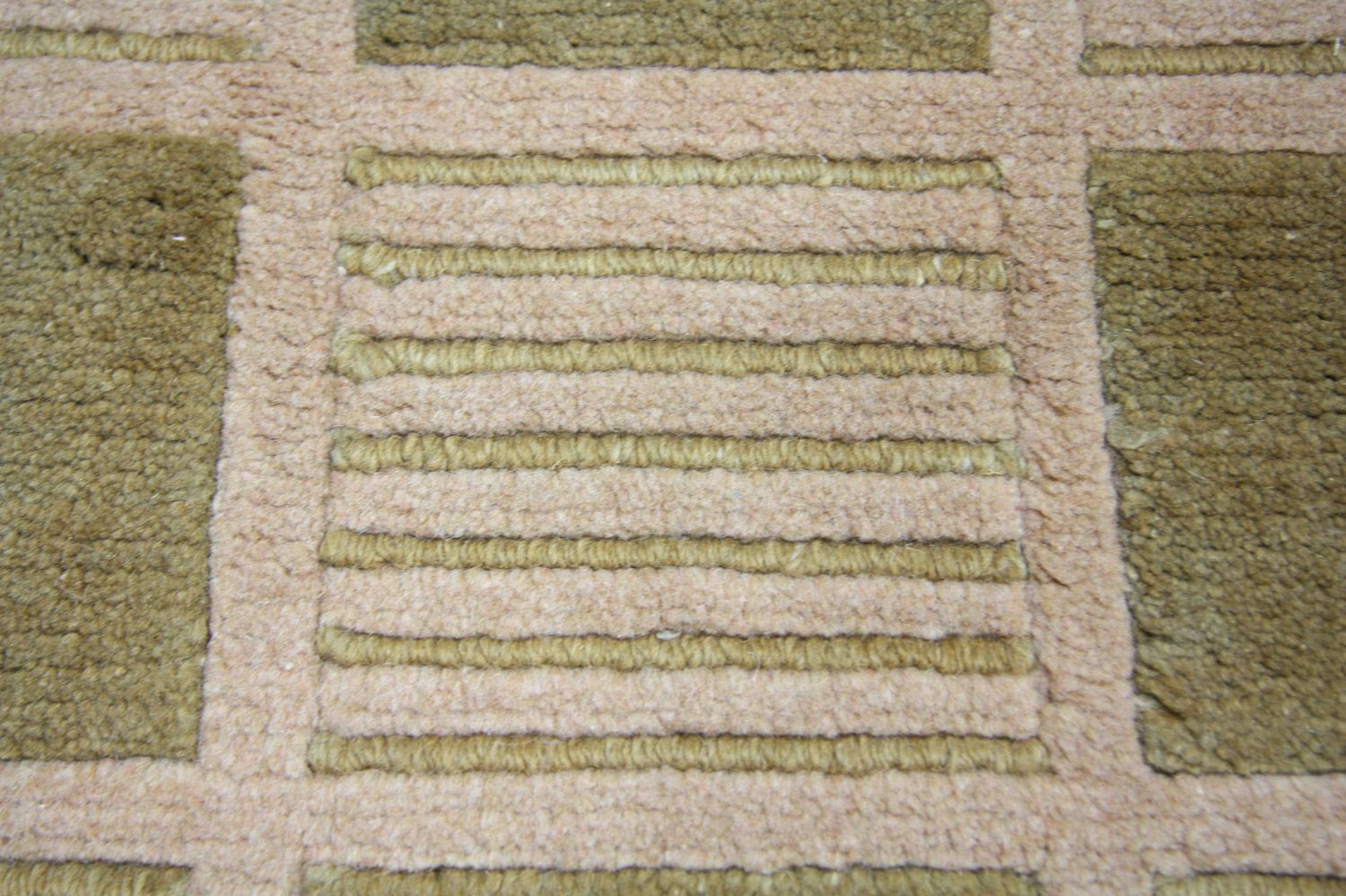 Nepal Teppich 245 x 155 cm - mehrfarbig