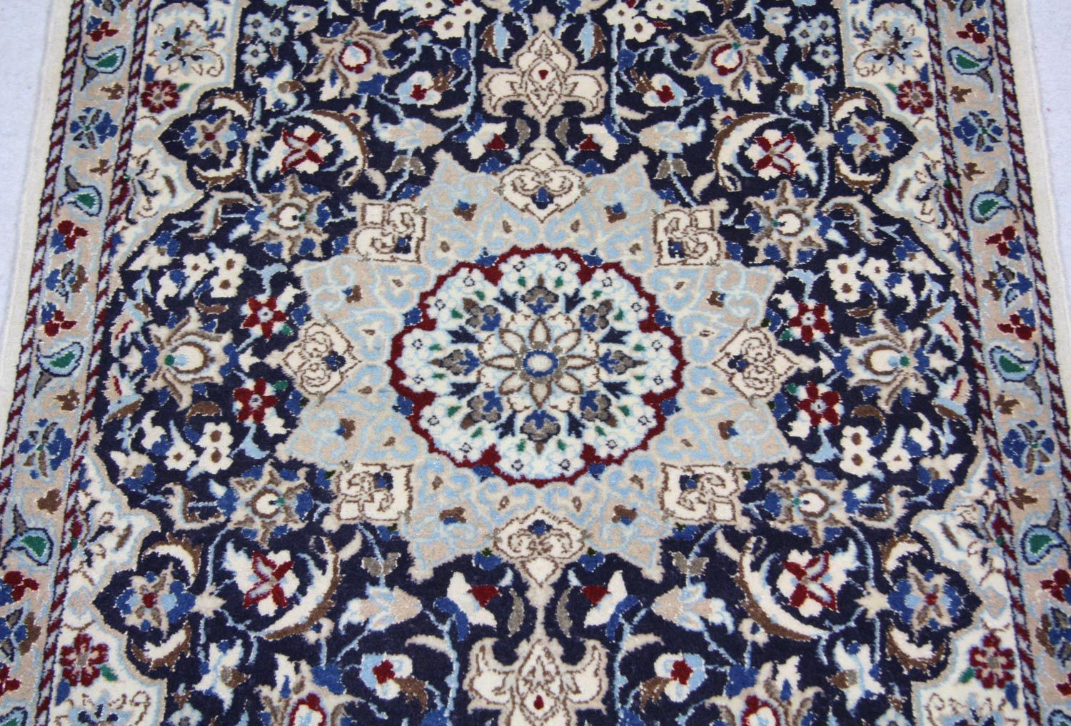 Perserteppich - Nain 128 x 88 cm Teppichbrücke