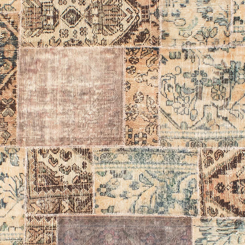 Patchwork Teppich 317 x 240 cm