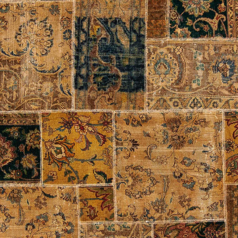 Patchwork Teppich 275 x 182 cm