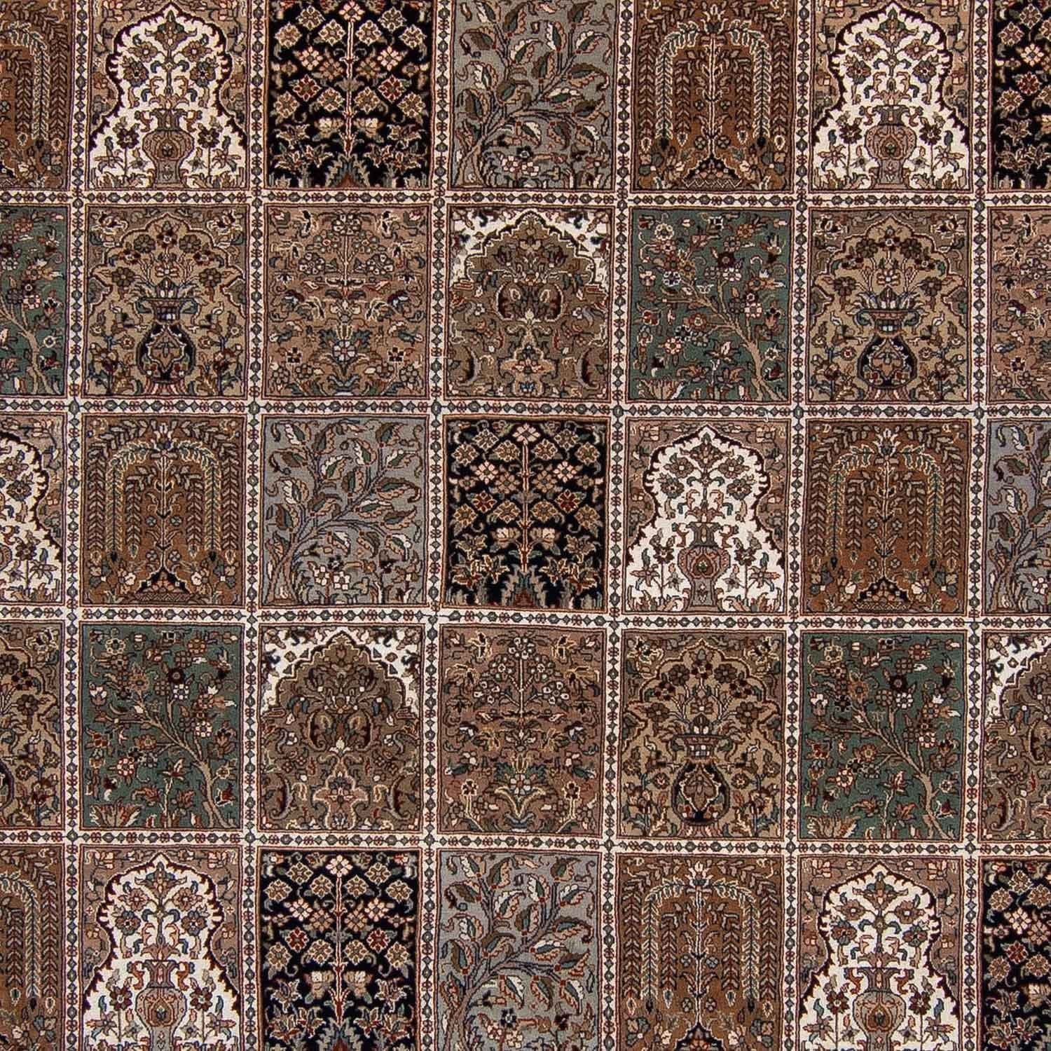 Perserteppich - Nomadic 345 x 256 cm