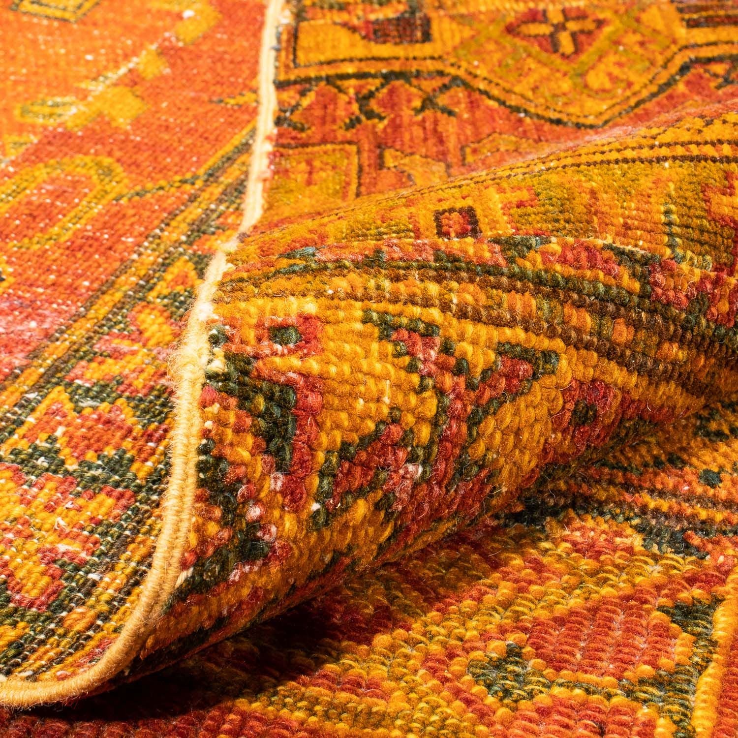 Patchwork Teppich 295 x 239 cm
