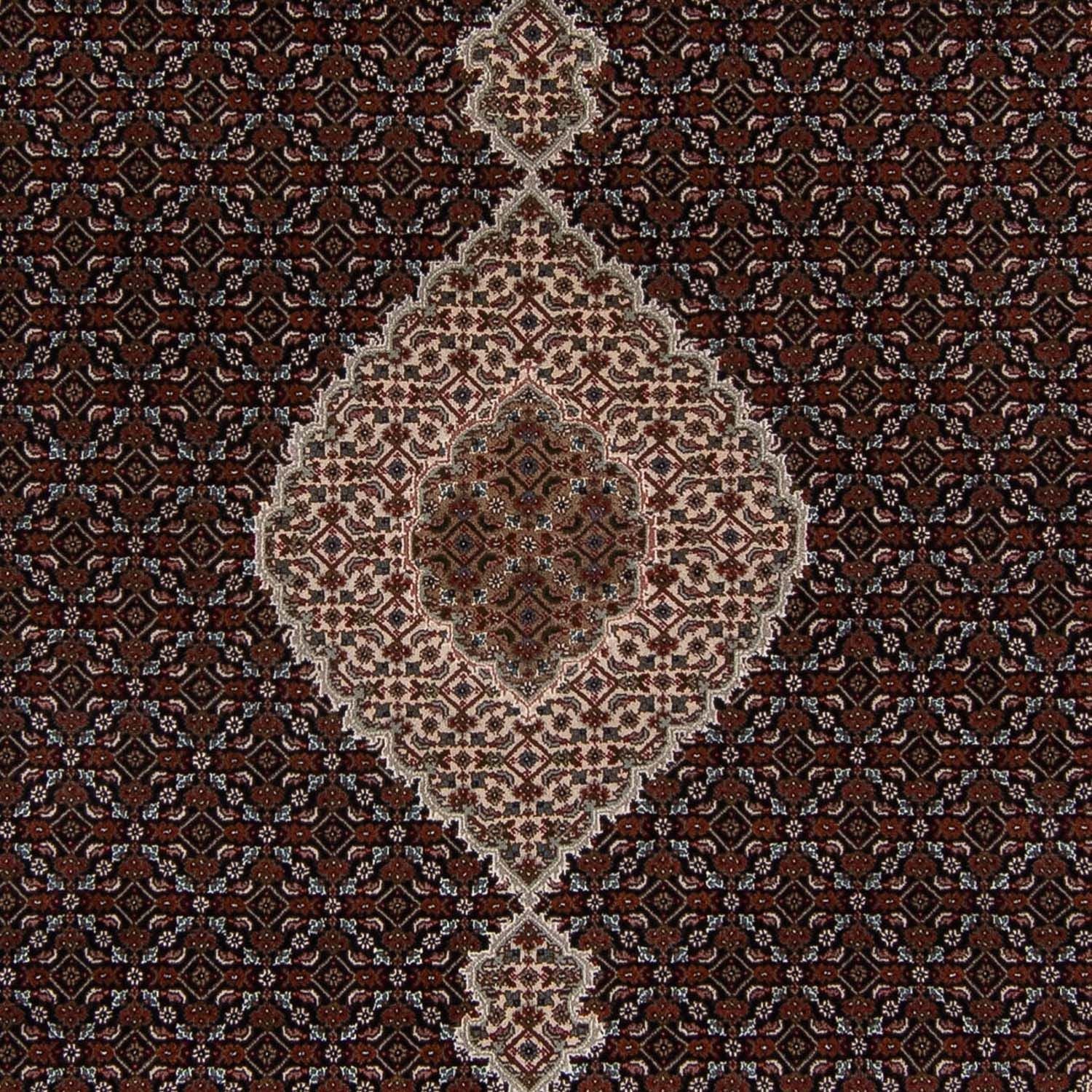 Orientteppich - Täbriz 253 x 203 cm