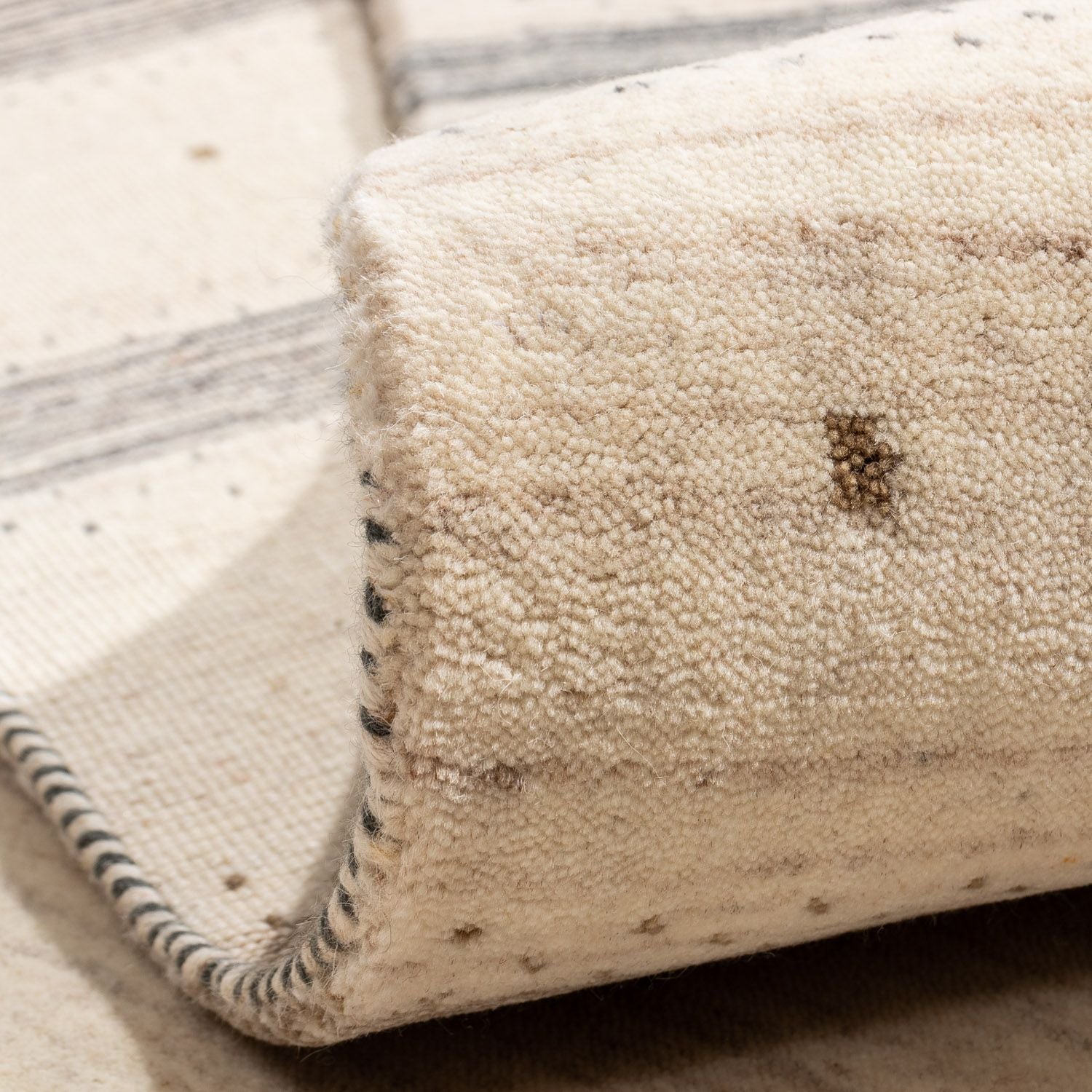 Gabbeh Teppich - Loribaft Indus 304 x 207 cm - beige